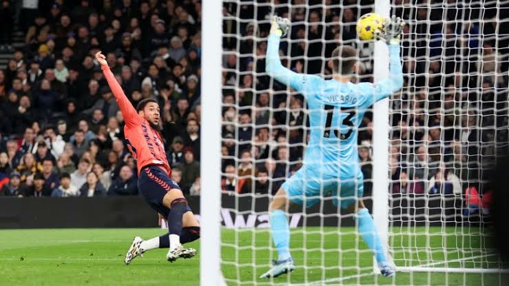 Everton Grab Late Equalizer To Deny Tottenham Victory 1 IMG 5300