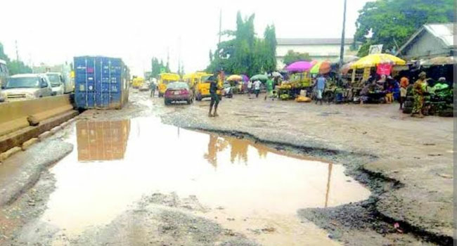 Ogun Picks Contractor To Fix Abeokuta-Ota-Lagos Expressway 1 Lagos Abeokuta Expressway
