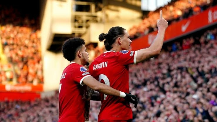 Liverpool Overcome Burnley 3-1 To Take Premier League Summit 1 images.jpeg 43
