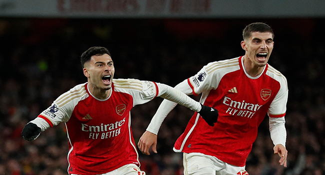 EPL: Arsenal Close Gap On Liverpool, Chelsea Crash, Man Utd Win 1 martinell arsenal liverpool