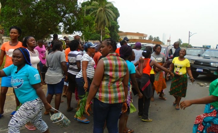 Defence Minister Resigns Over Protests In Barracks 1 protest in barrack