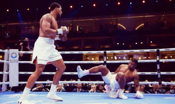 Joshua Takes Out Ngannou With Crushing Knockout In Round 2 1 Anthony Joshua vs Ngannou