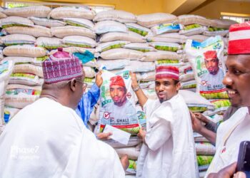 Hardship: Kano Rep Distributes 18,600 Bags of Grains, N20m To Constituents   