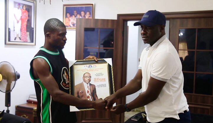 Cross River Man Treks To Abuja In Celebration Of Senator's Feats - Vimarsana News