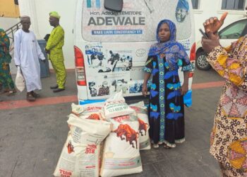 Easter: Lagos Lawmaker Shares Food Items, Cash Gifts To Constituents