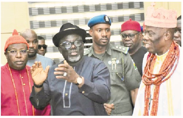Delta Monarchs Promise To Help Apprehend Soldiers’ Killers 1 Governor Sheriff Oborevwori (middle); the chairman, Delta State Traditional Rulers Council, Orodje of Okpe Kingdom, HRM Felix Mujakpuero, Orhue 1 (right) and the 1st vice chairman of the Council/Pere of Akugbene -Mein, HRM, Stanley Perediegha Luke -Kalanama VIII during the meeting of the Delta State Council of Traditional Rulers in Asaba. PHOTO: BY FELIX LGBEKOYI