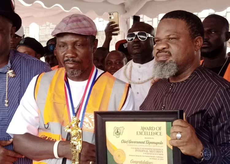 tompolo nuj award