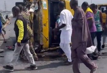2 Persons Fall Into Lagos Lagoon As Bus Hits 3rd Mainland Bridge Rail