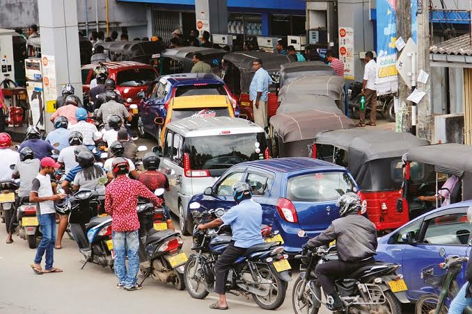 End Fuel Scarcity Now, NANS Tells FG 1 Fuel scarcity in Nigeria