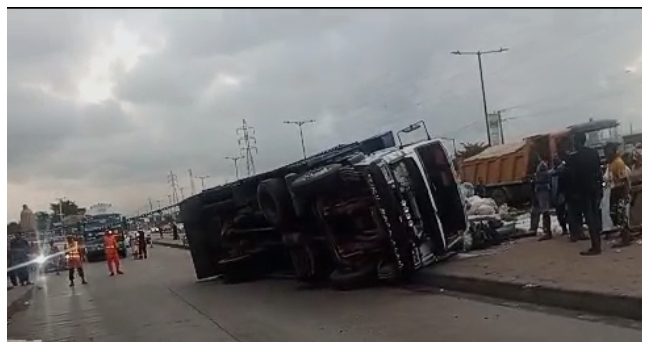 LASTMA Rescues Driver, 5 Others After Truck Overturns In Lagos 1 IMG 20240419 WA0006 1