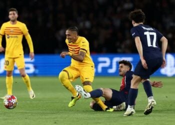 Raphinha Scores Twice To Help Barca Win 5-goal Thriller At PSG