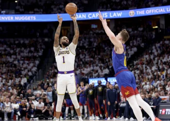 Lakers Blow 20-Point Lead In 101-99 Loss To Nuggets