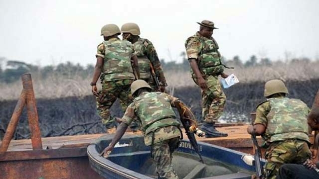 Navy Arrests 14 Suspected Oil Thieves, Others In Akwa Ibom 1 Navy intercepts boat carrying stolen crude recovers ammunition in Bayelsa