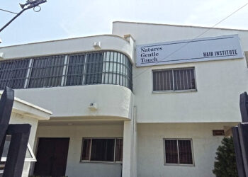 Recare Clears Aswani Road In Clean Lagos Drive