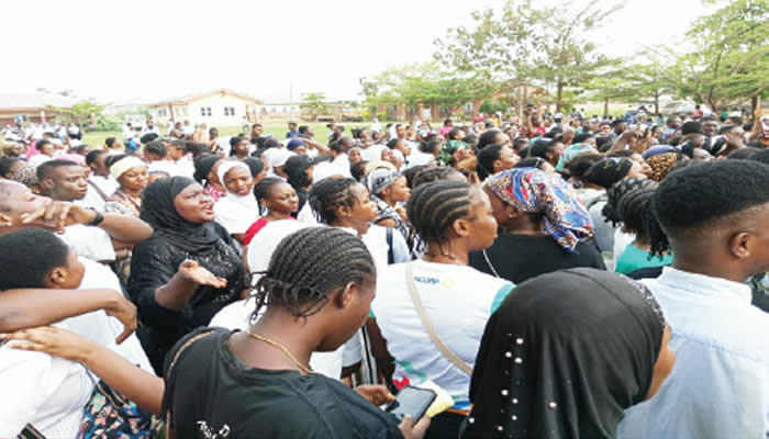 Ogun Students Protest Exclusion From Noodles' Palliatives 1 STUDENT PROTESTERS