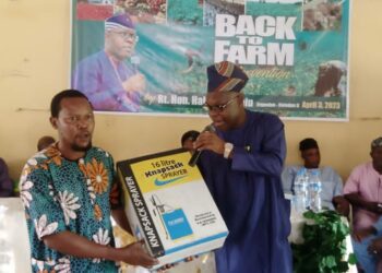 Ekiti Lawmaker Donates Seedlings, Agric Inputs To 153 Farmers