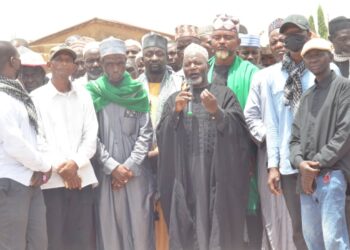 PICTORIAL: Shi’ites Display Bodies Of 5 Members ‘Killed’ By Police In Kaduna