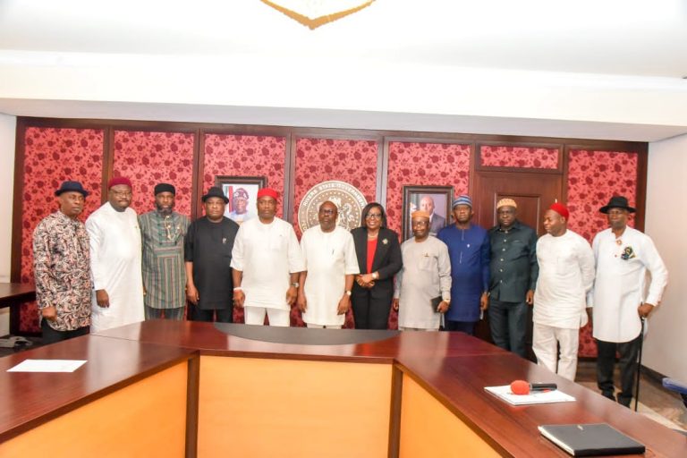 Port Harcourt Refinery To Begin Operations By December, Senate Confirms - Vimarsana News