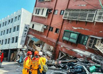 Taiwan Earthquake Kills 9, Injures 900