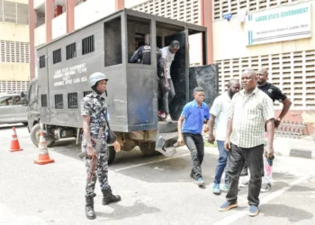 Lagos Nabs 10 Fake MOT Enforcement Officers For Extorting Motorists