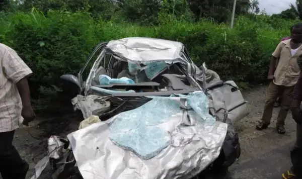 JUST-IN: 19 Passengers Die In Okene Bypass Fatal Accident 1 perish 696x413 1