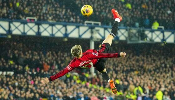 Garnacho's Overhead Kick Against Everton Wins EPL 'Goal Of The Season' 1 13fe28a751fa002851dd0851a170d72c240b157683a4757bb909d8d063a4aa22 560 320