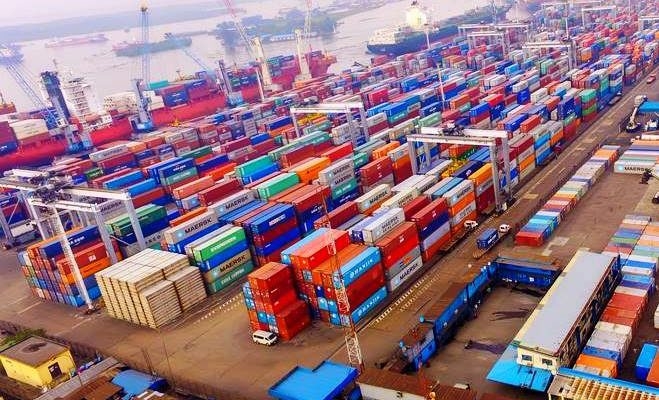 Customs Half-year Revenue Rises By 35% At Apapa Port 1 Customs server breakdown 659x400 1