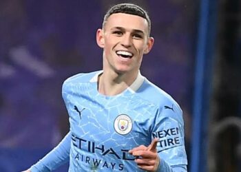 Phil Foden Wins FWA Footballer Of The Year Award