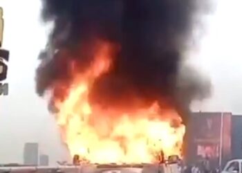 Commuters Flee As Fire Engulfs Commercial Bus In Lagos 
