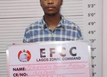 PICTORIAL: EFCC Returns $22,000 Recovered From Convicted Fraudster To FBI