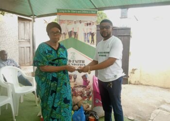 NGO Donates Food Items, Cash Gift To The Aged In Abuja