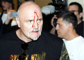 Tyson Fury’s Father Head-butts Usyk Team Member