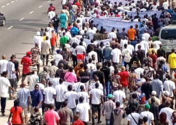 APC, Pro-Wike PDP Members March For Tinubu