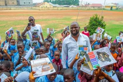 100 Most Notable Peace Icons Africa Gives Scholarships To 50 Abuja Pupils 1 WhatsApp Image 2024 05 31 at 08.06.02 1