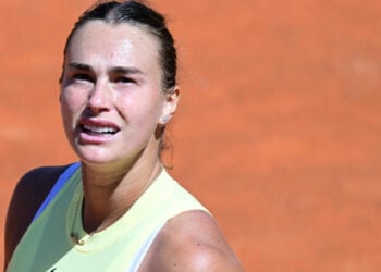 Sabalenka Reaches Rome Last 16, Djokovic Returns After Bottle Drama