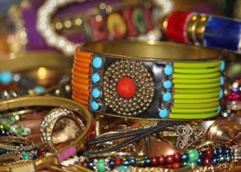 Fashion Accessories Sales As A Business