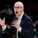 NBA: Hurley Rejects Lakers' Offer To Stay At UConn 4 NBA: Hurley Rejects Lakers’ Offer To Stay At UConn