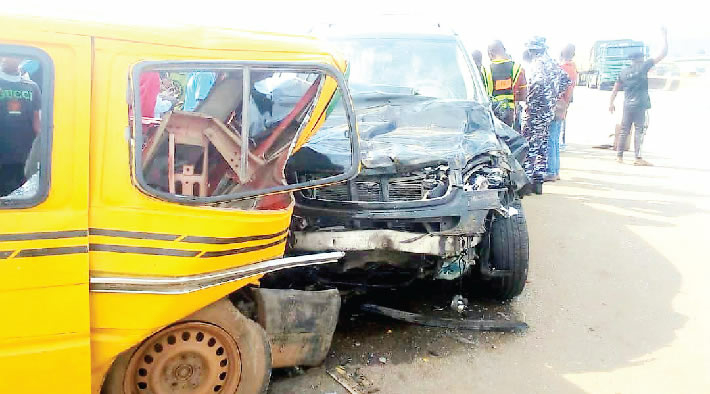 7 Dead, Others Injured In Lagos-Ibadan Road Accident 1 Accident at Magboro
