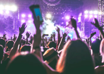 Seven Tips On How To Stay Safe At Concerts And Festivals