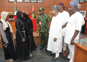 Army Hands 8 Rescued Students Over To Kogi Governor