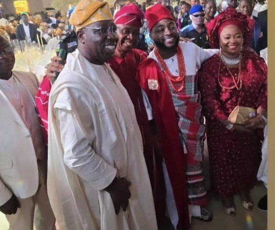 Edo 2024: Davido Endorses Ighodalo At His Wedding 1 IMG 20240625 WA0023