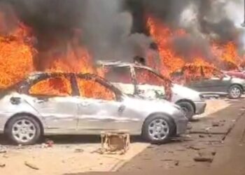 Hoodlums Set 10 Vehicles, Shops Ablaze In Plateau