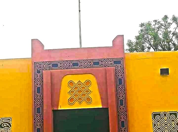 Kano Emirate Tussle: Traditional Flag Hoisted At Nassarawa Mini Palace