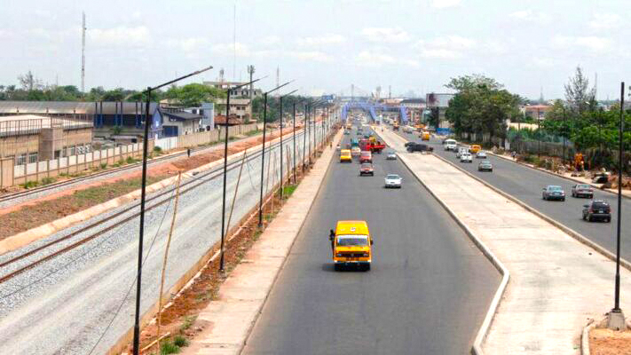 95 Percent Nigerians Rely On Road Transport, Says Govt Official 1 More than three years after the federal government awarded the contract to rehabilitate 118.9km Keffi-Nasarawa-Toto Road in Nasarawa State, the project has been abandoned.
