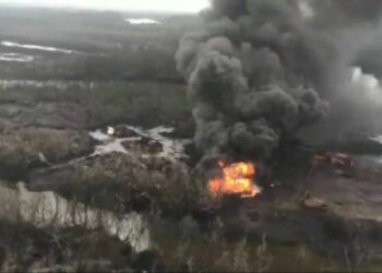 NAF Destroys 13 Illegal Refining Sites, 7 Boats