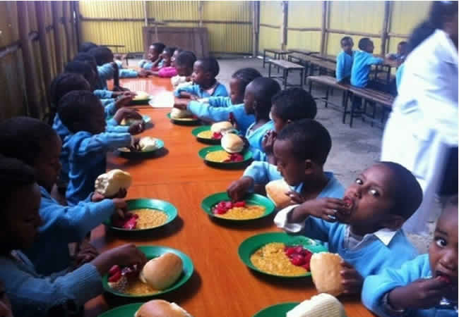 Kaduna Gov't Spends N4bn On School Feeding 1 School feeding programme