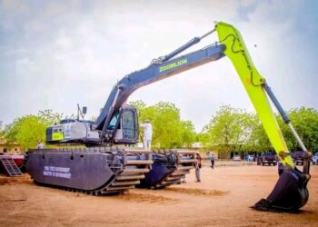 Buni Commissions Amphibious Excavator To Clear Water Channels In Yobe
