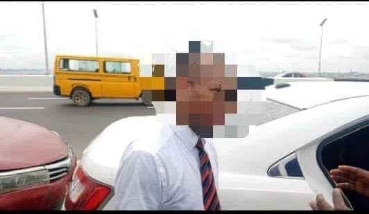Police Rescue Suicidal American On Third Mainland Bridge In Lagos 1 WhatsApp Image 2024 06 10 at 23.37.00