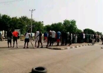 Students Protest Rising Armed Robbery In Bauchi Community