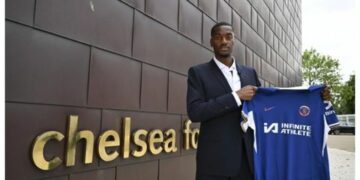 Chelsea Signs Nigerian Tosin Adarabioyo On 4-Year Deal